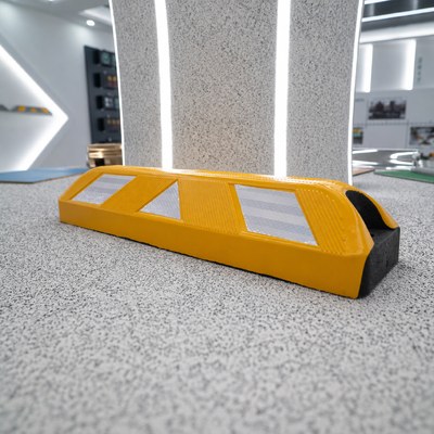satın almak Heavy Duty Rubber Parking Wheel Stop for Parking Lots & Garages Çevrimiçi üretim